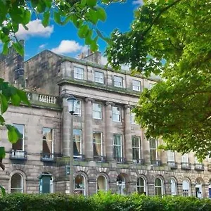 Guest house Halcyon House